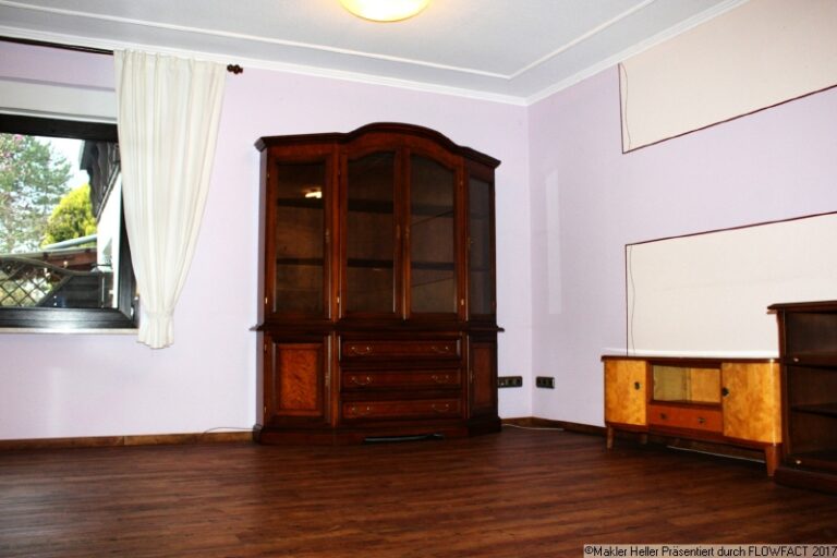9 Wohnzimmer