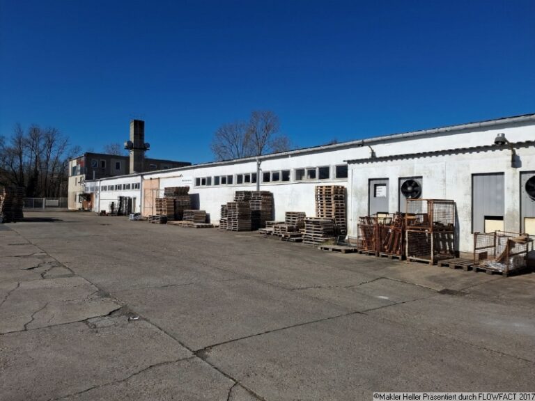 2 Außenansicht Halle