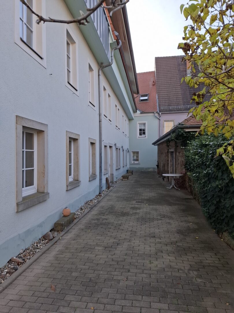 2 Hinterhaus Nr. 12