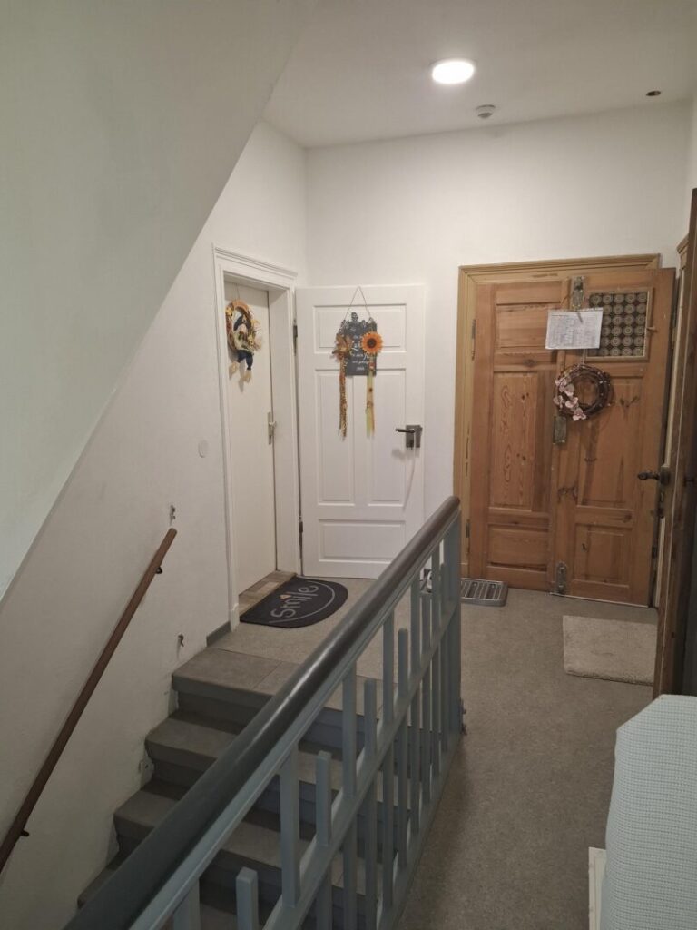10 Wohnungseingang