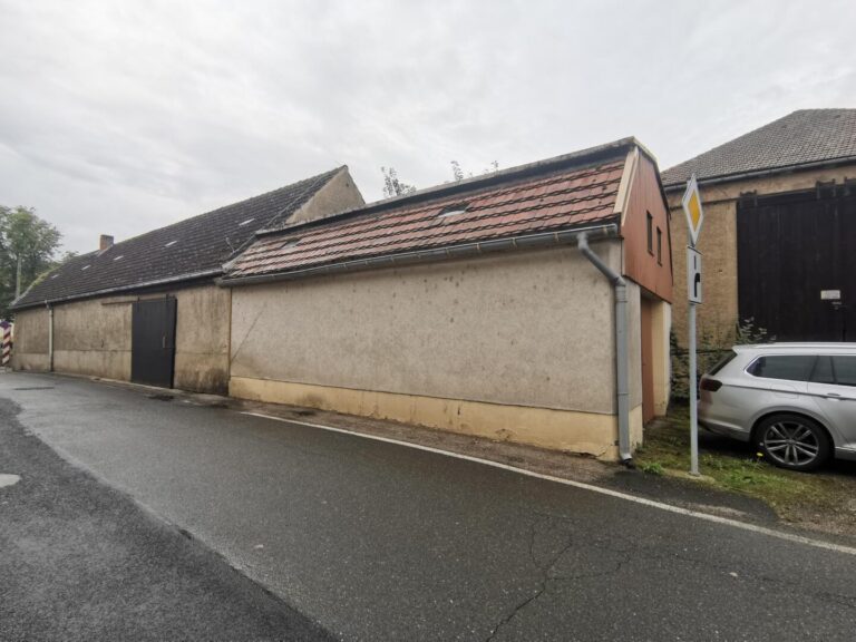 14 Garage