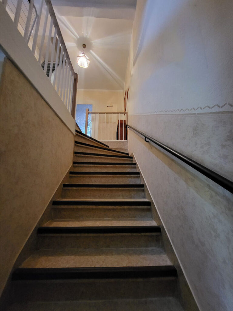 12 Treppenaufgang