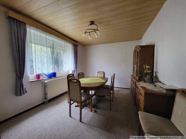 7 Esszimmer