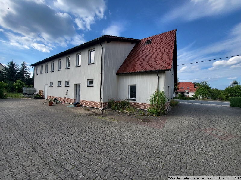 3 Hofansicht Büro- und Geschäftshaus