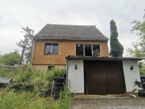 2 Ansicht mit Garage