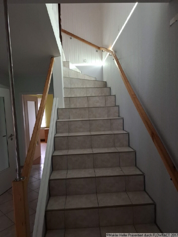 10 Treppenaufgang