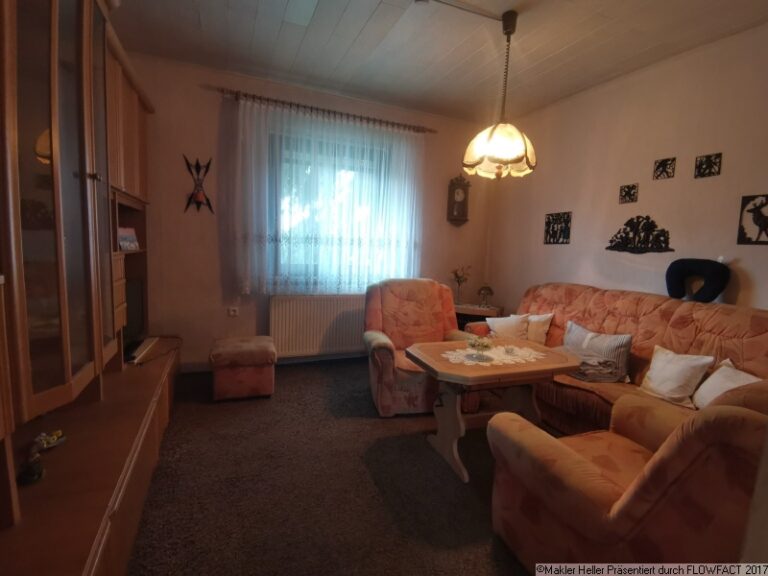 7 Wohnzimmer