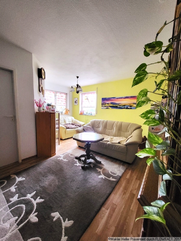 3 Wohnzimmer