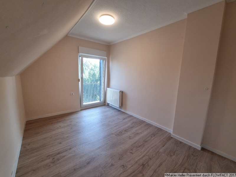 7 Zimmer 1 OG