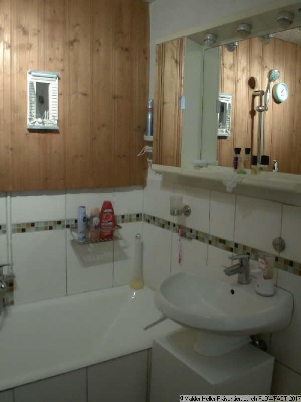 8 Badezimmer