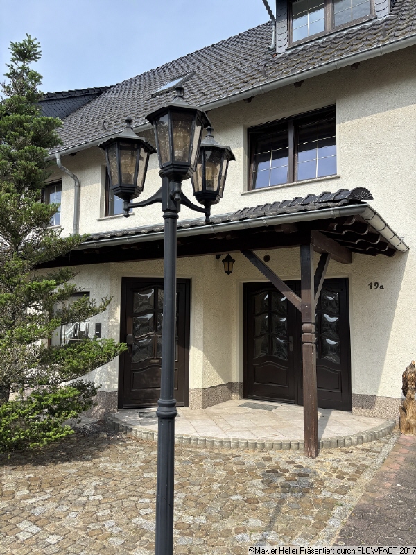 3 Eingangsbereich